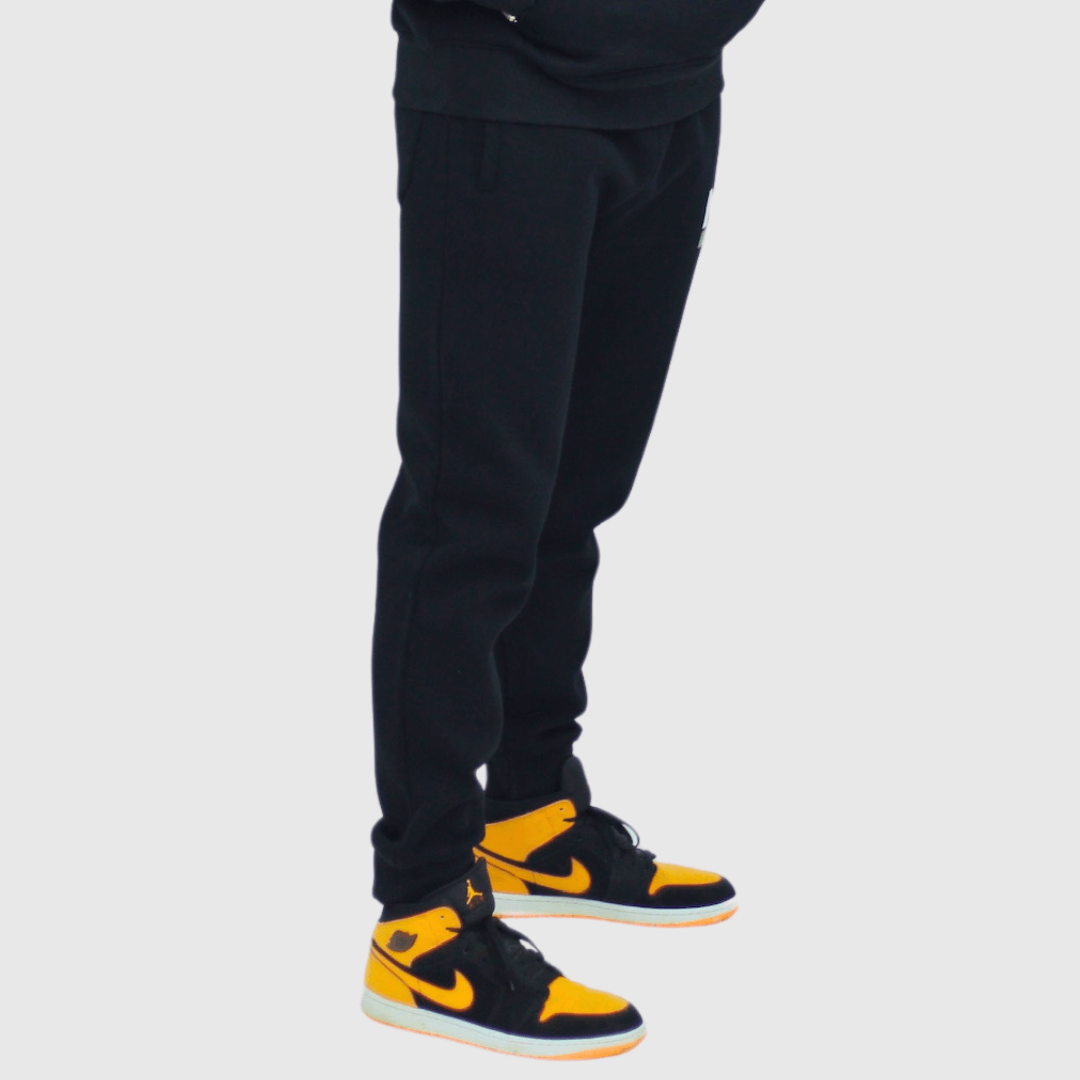 Black Solid Regular Fit Jogger