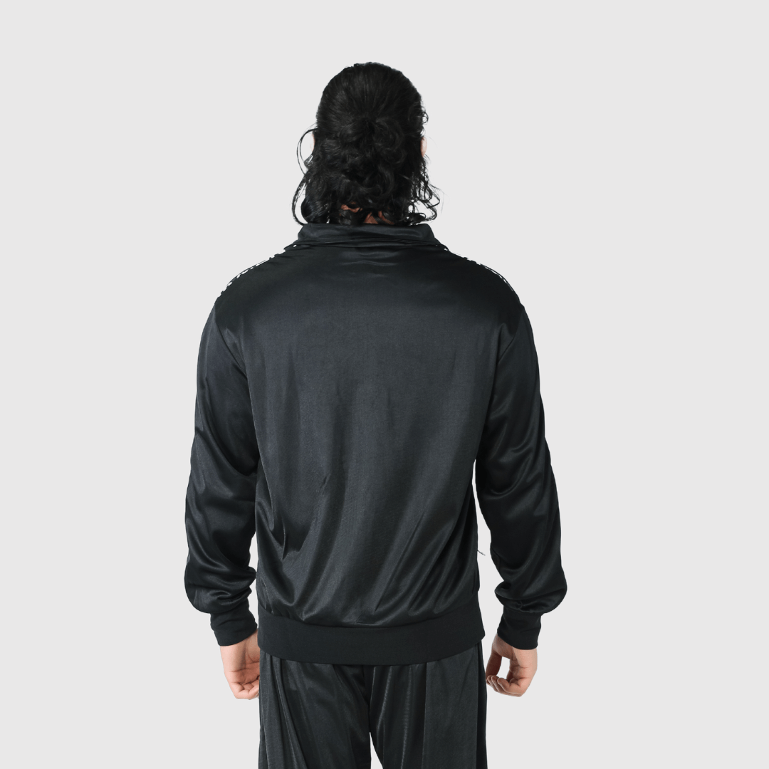 Black Solid Relaxed Fit Jacket