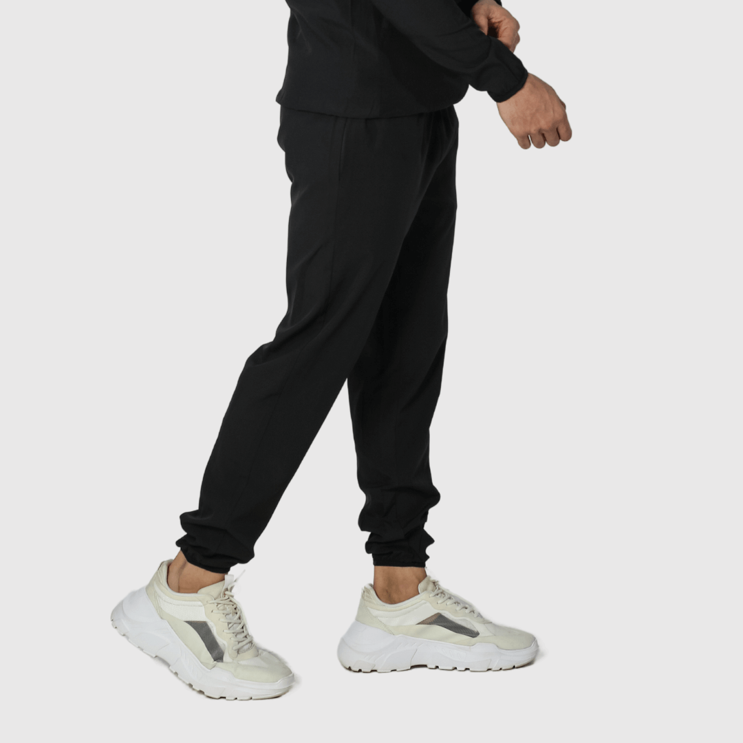 Black Solid Comfortable Fit Windcheater Lower