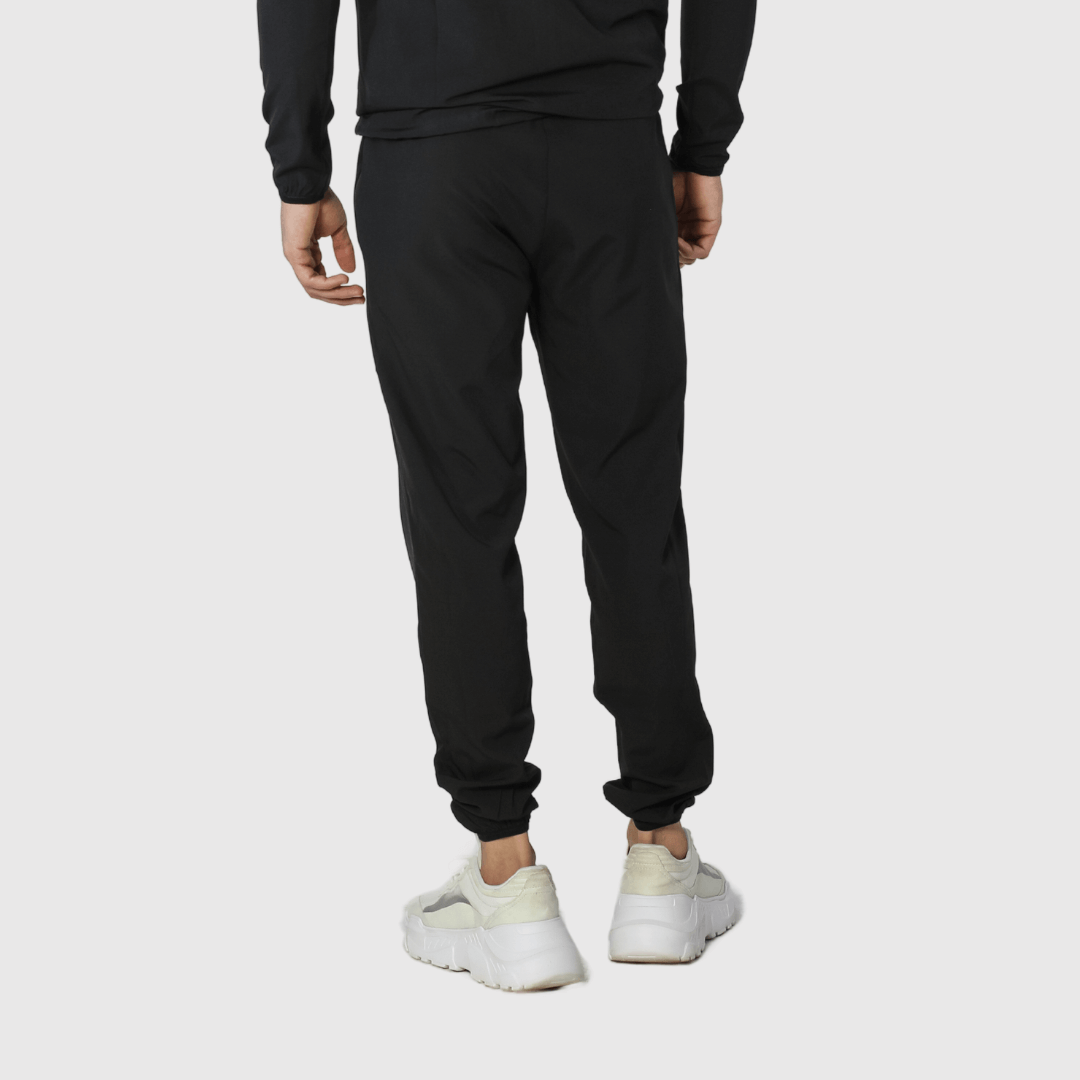 Black Solid Comfortable Fit Windcheater Lower