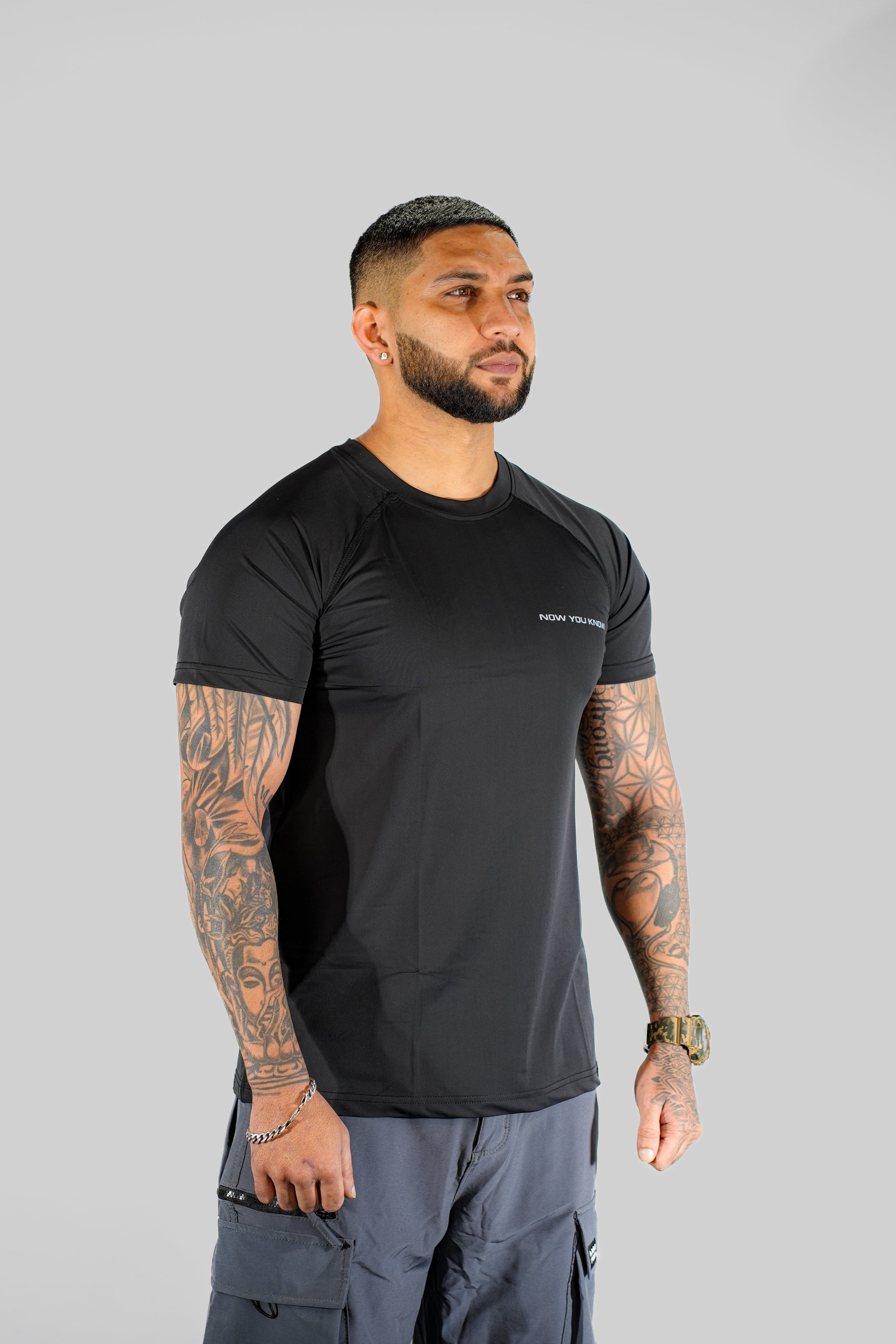 Black Soild Slim Fit T-Shirt