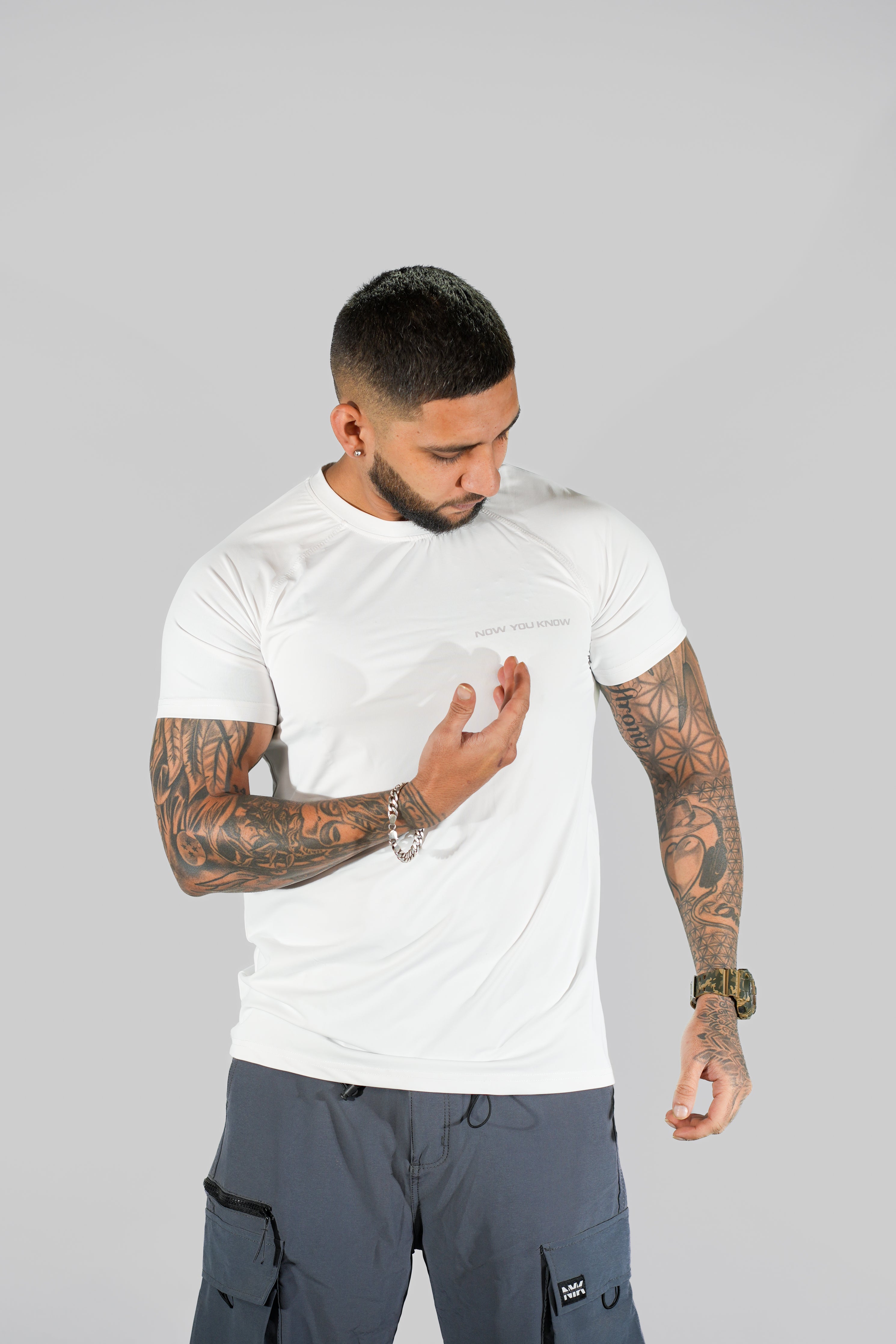 White Solid Slim Fit T-Shirt