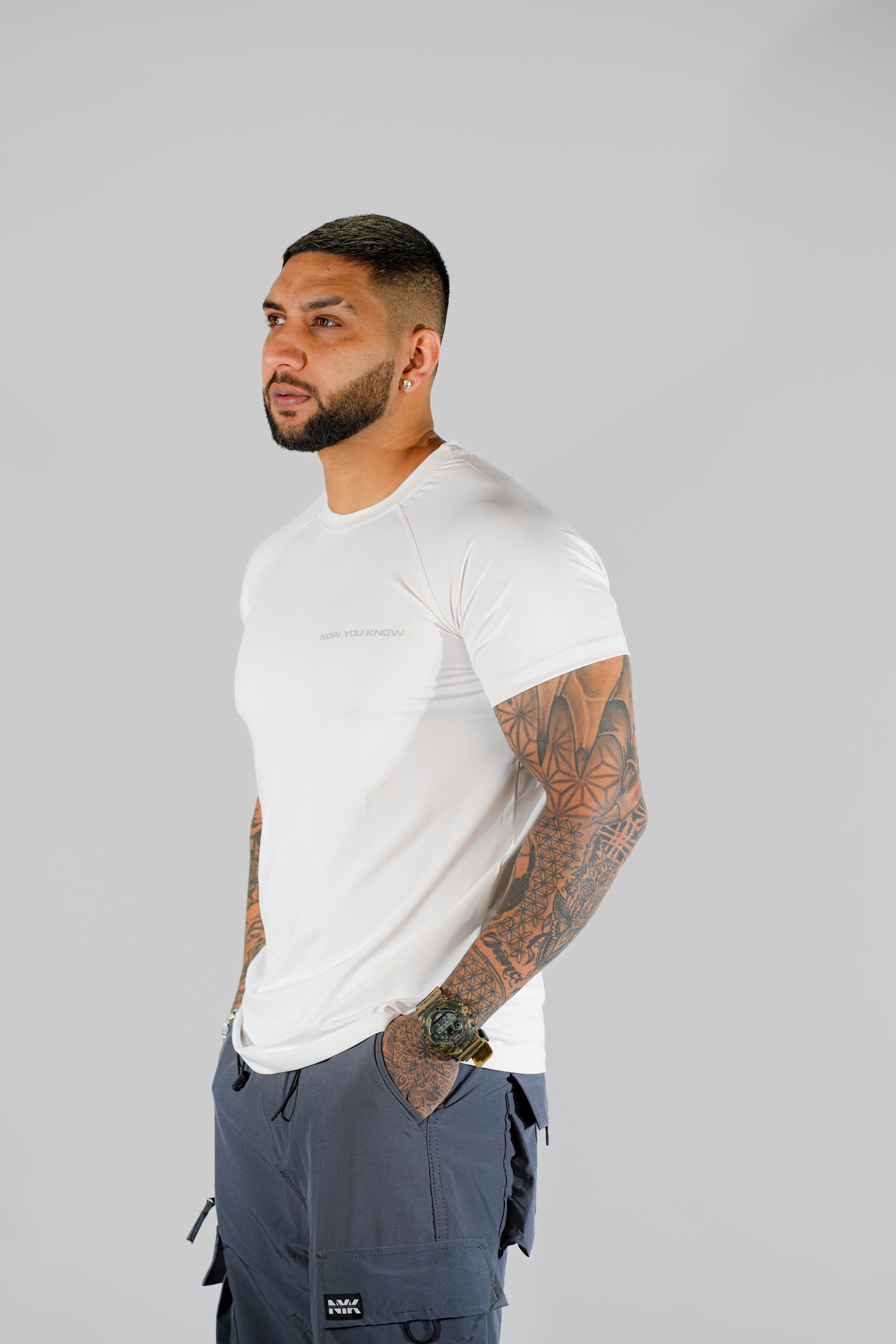 White Solid Slim Fit T-Shirt