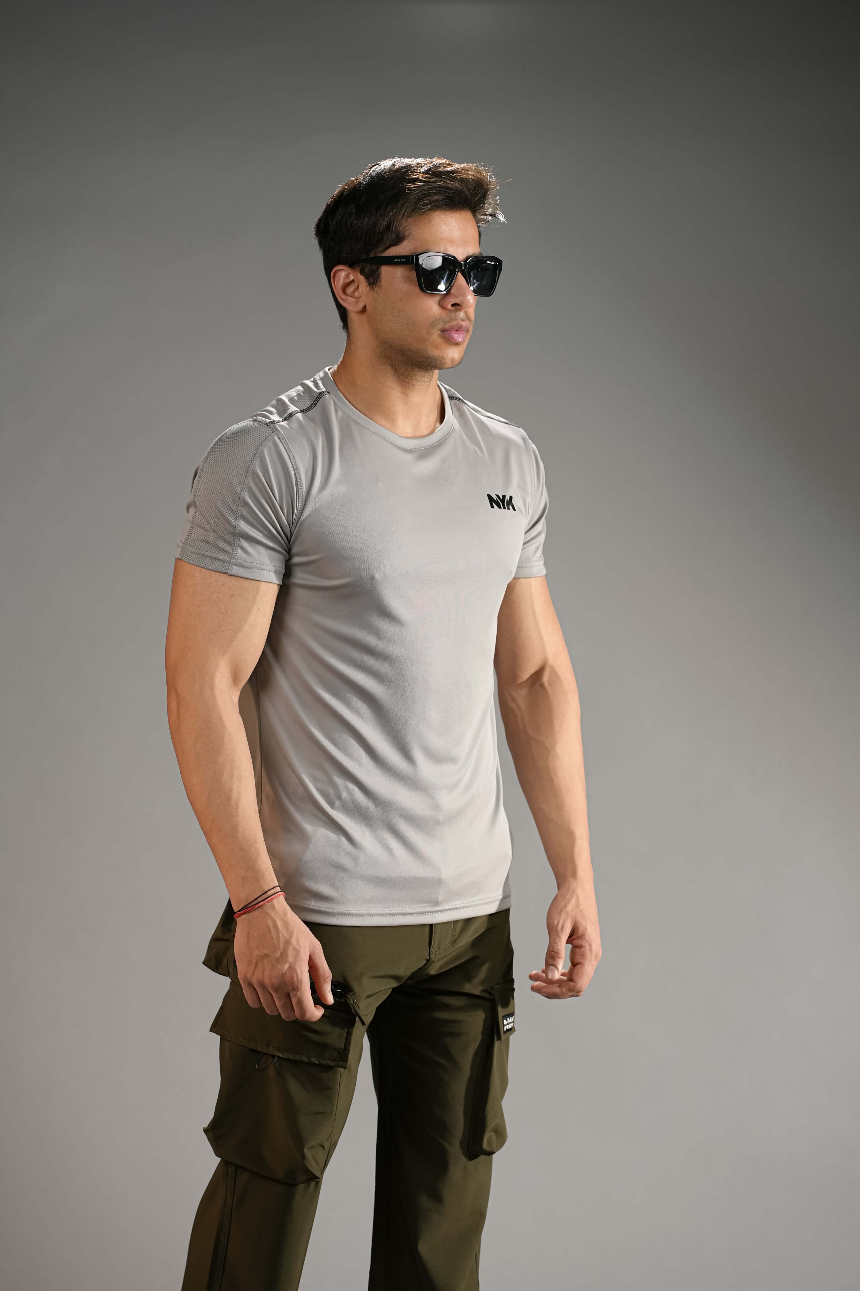 Grey Solid Slim Fit T-Shirt