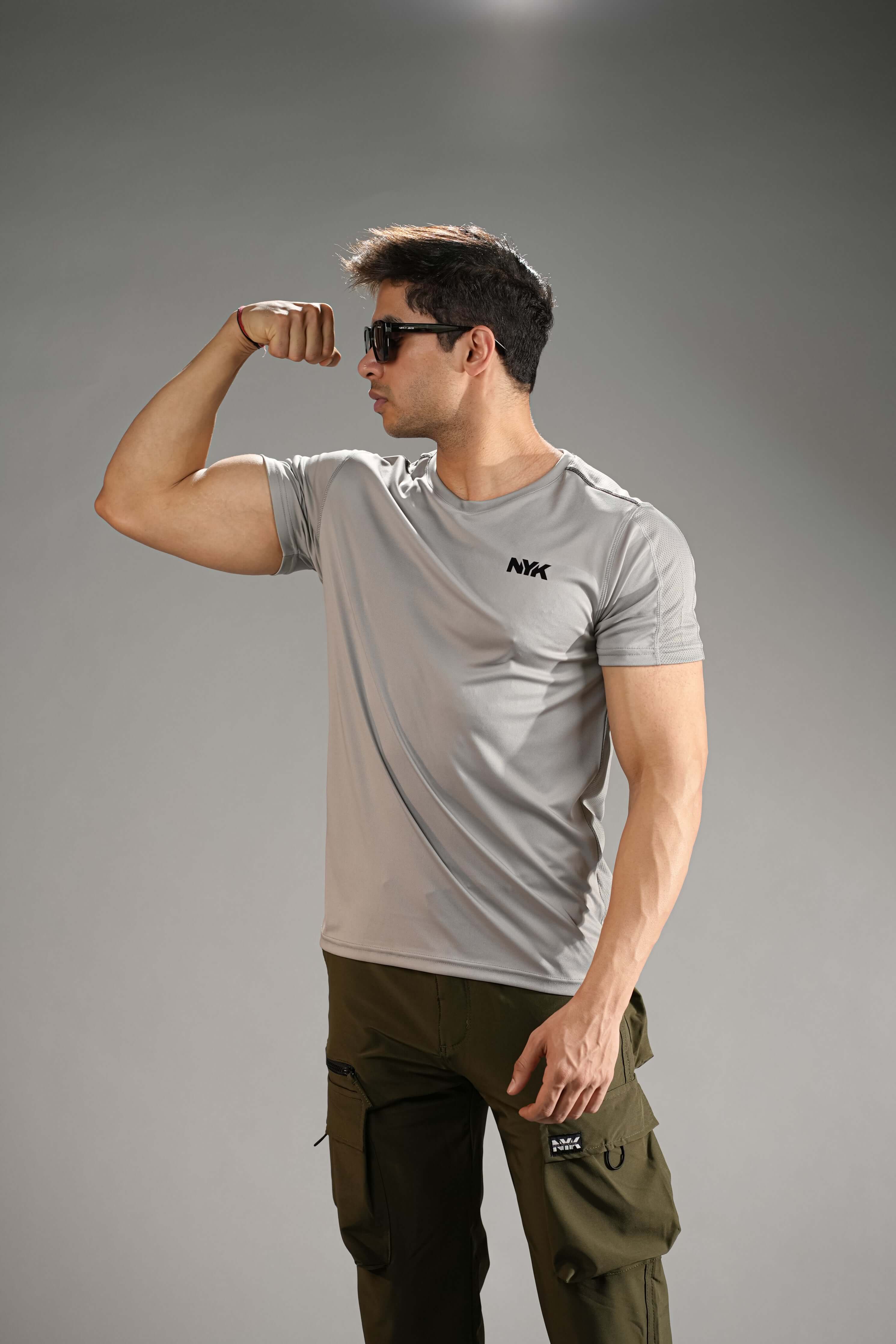 Grey Solid Slim Fit T-Shirt