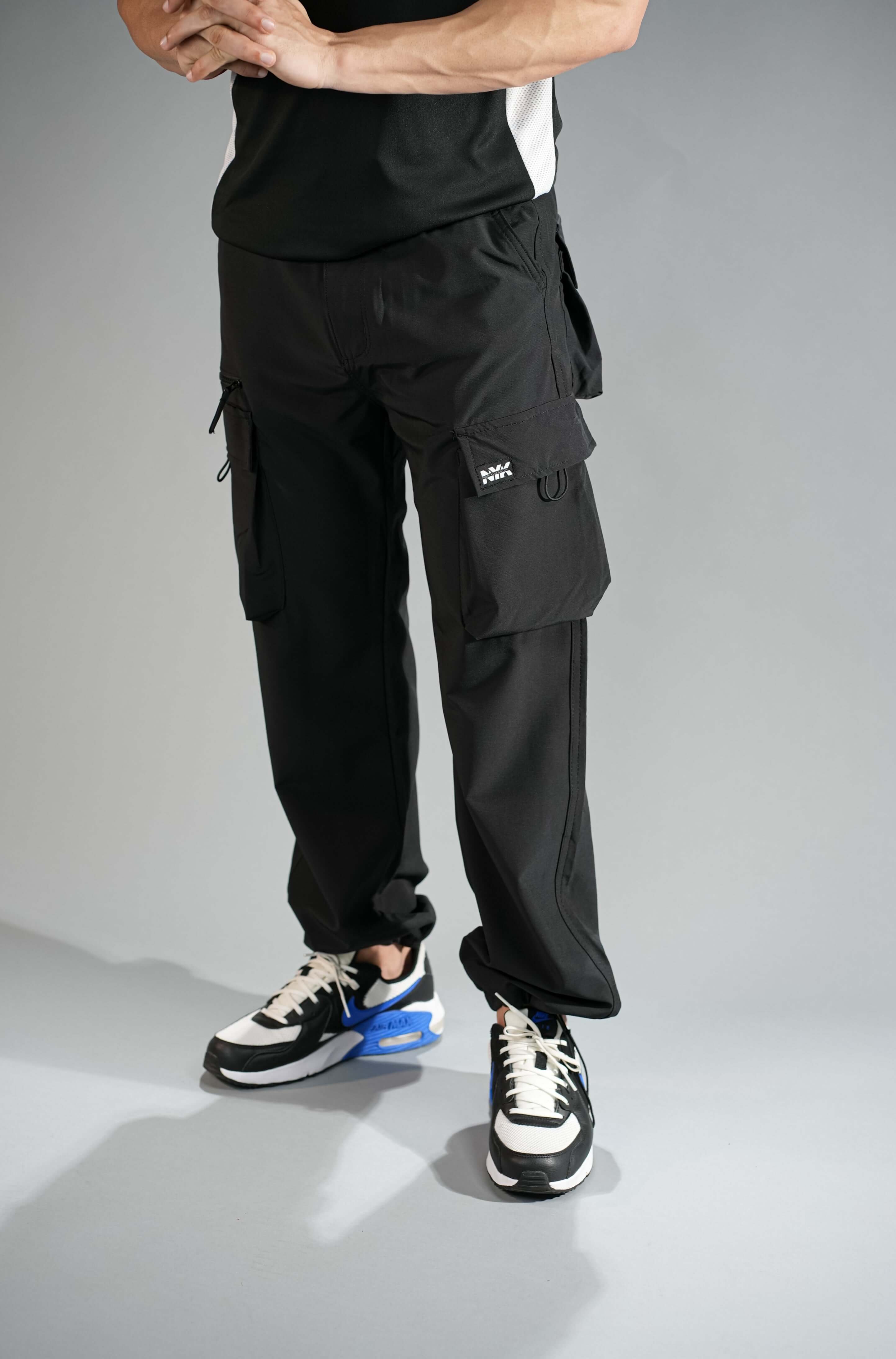 Black Relaxed Fit Cargo Pants