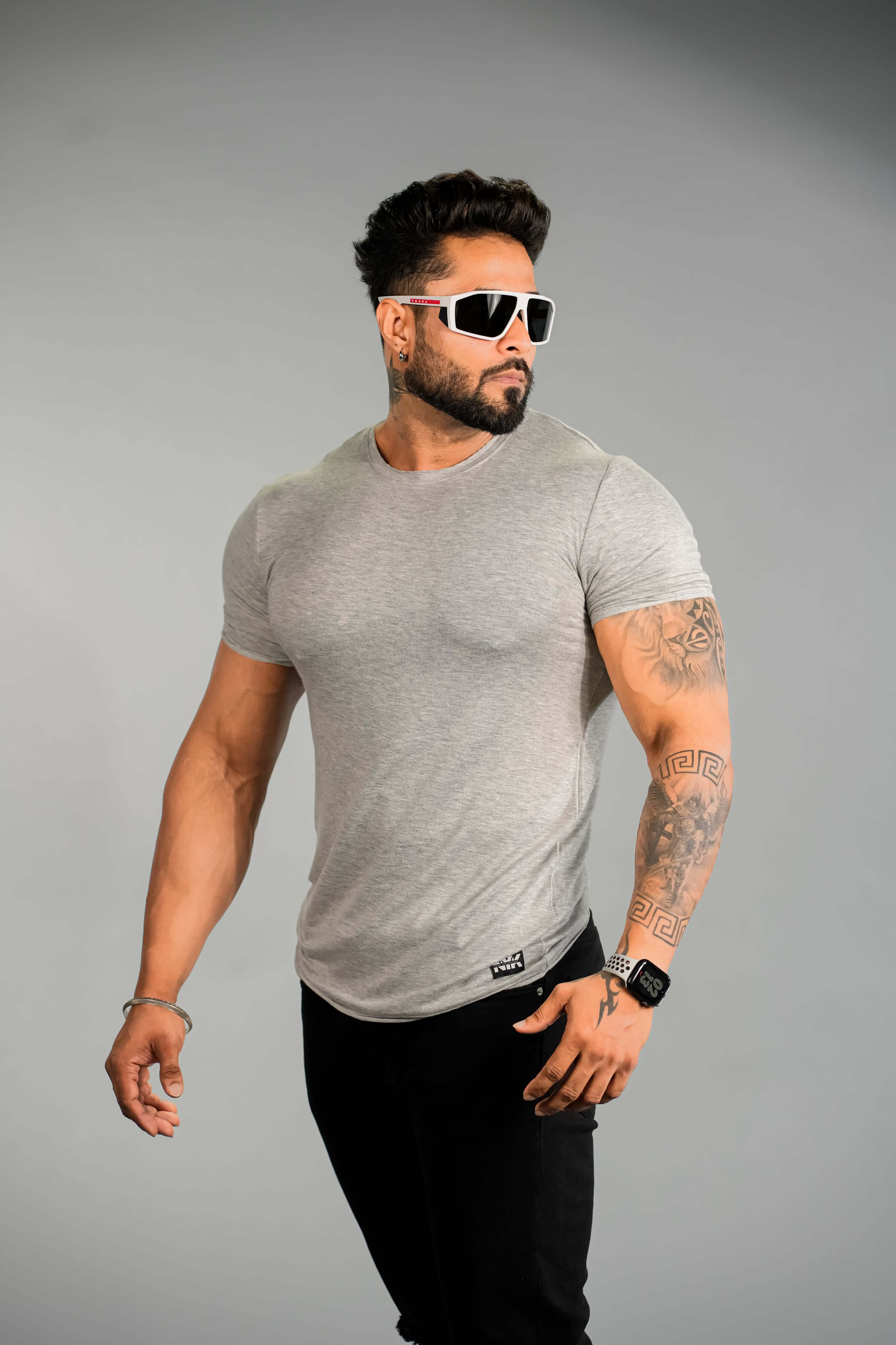 Grey Solid Slim Fit Stretchable T-Shirt