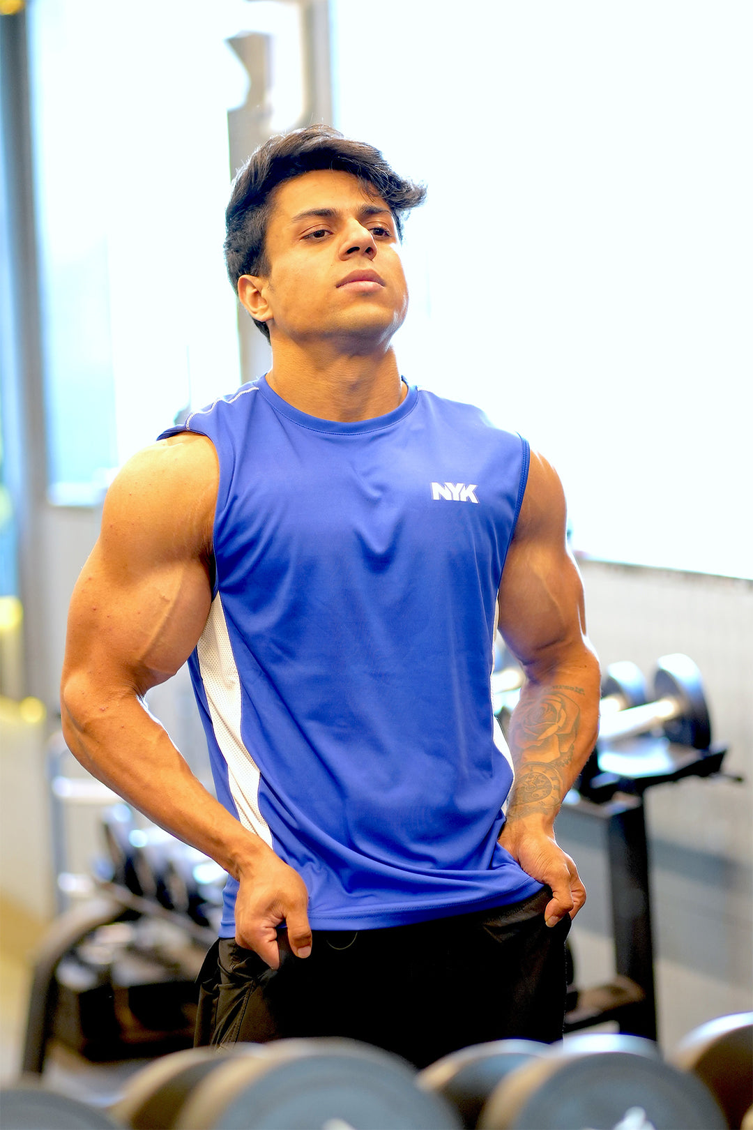 Blue Solid Slim Fit Training Vest